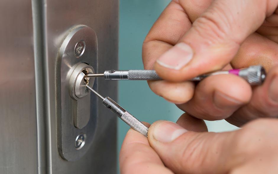 rapidité serrurier ouverture de porte Villiers-le-Bel